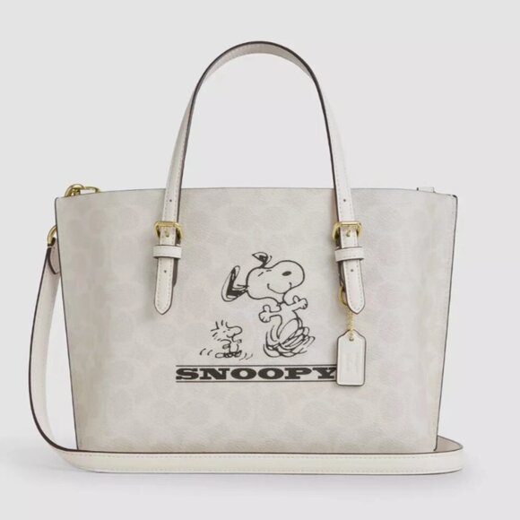 COACH x PEANUTS 2025 Molly Tote Bag 25 Signature Canvas Snoopy CBJ87 NEW - Picture 1 of 6